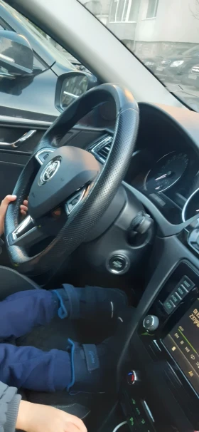 Skoda Rapid spaceback, снимка 9