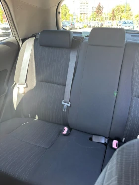 Обява за продажба на Toyota Auris 2.0 D4D ~6 500 лв. - изображение 5