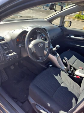 Обява за продажба на Toyota Auris 2.0 D4D ~6 500 лв. - изображение 3