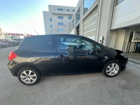 Обява за продажба на Toyota Auris 1.4 D4D ~6 360 лв. - изображение 1