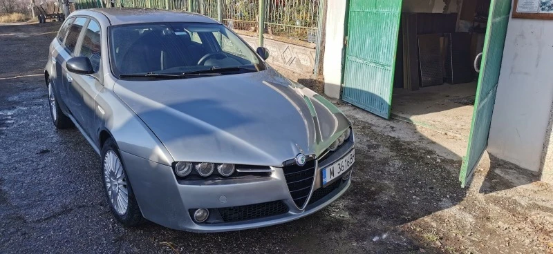 Alfa Romeo 159 sportwagon, снимка 1 - Автомобили и джипове - 47466888