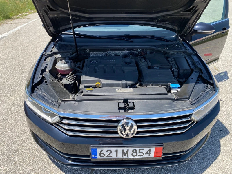 VW Passat, снимка 15 - Автомобили и джипове - 47387326