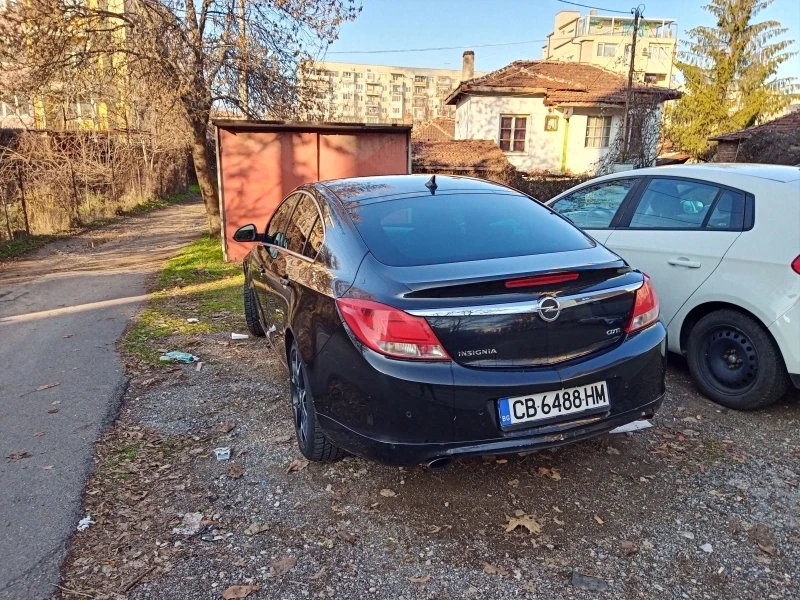 Opel Insignia, снимка 3 - Автомобили и джипове - 48095965