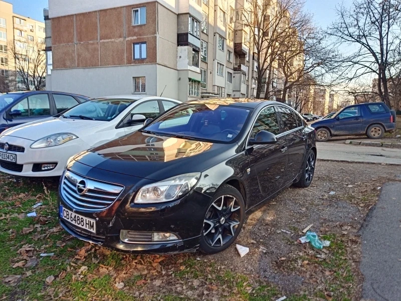 Opel Insignia, снимка 1 - Автомобили и джипове - 48095965