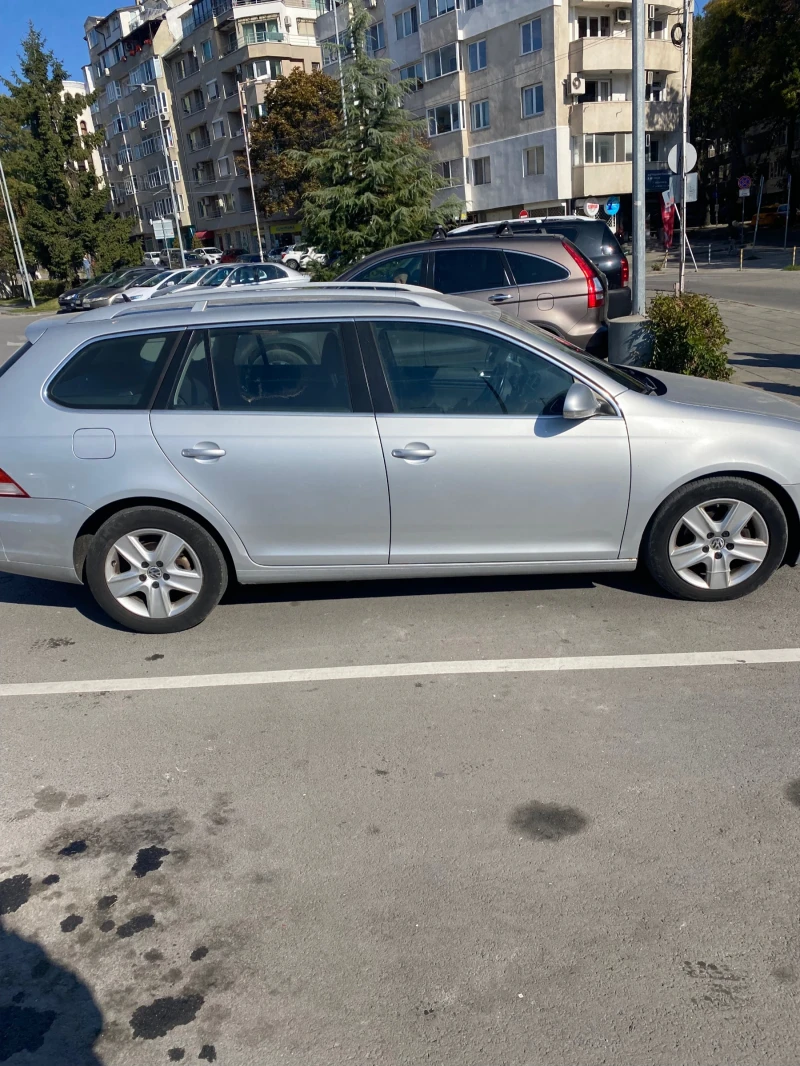 VW Golf Variant, снимка 3 - Автомобили и джипове - 48514291