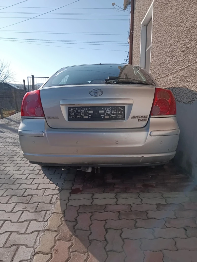 Toyota Avensis, снимка 3 - Автомобили и джипове - 48675436