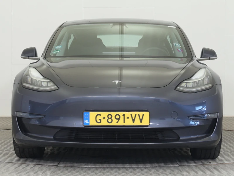 Tesla Model 3  4х4 Европейска Гаранция, снимка 2 - Автомобили и джипове - 51012018