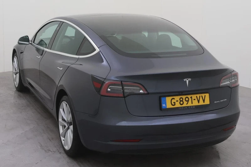 Tesla Model 3  4х4 Европейска Гаранция, снимка 4 - Автомобили и джипове - 51012018