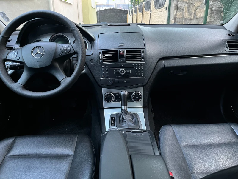 Mercedes-Benz C 220 реални км, снимка 5 - Автомобили и джипове - 52200572