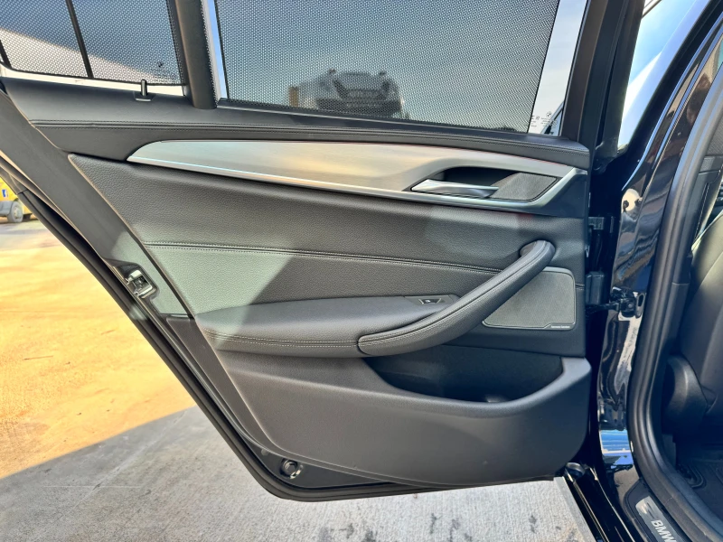 BMW 540 XD / INDIVIDUAL / HARMAN KARDON / HUD , снимка 16 - Автомобили и джипове - 52640017