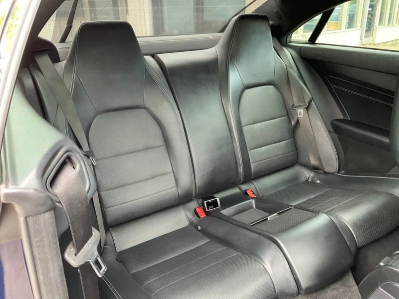 Mercedes-Benz E 400 * E400 4MATIC Coupe LTHR! NAV! 360 CAM! BSM! PANO , снимка 14 - Автомобили и джипове - 52802001