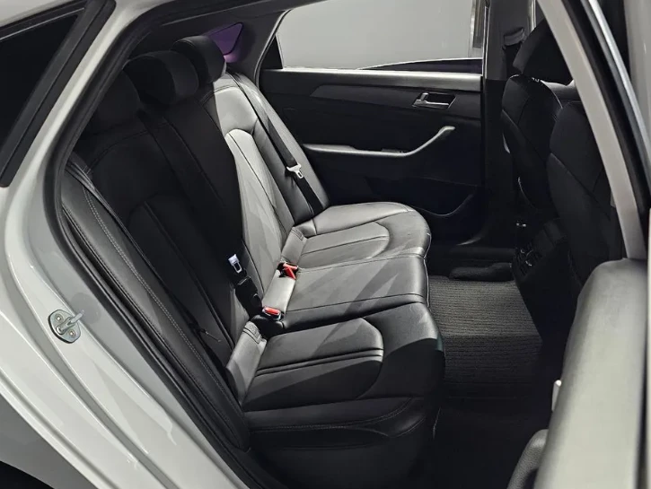 Hyundai Sonata 2.0 Smart - изображение 10