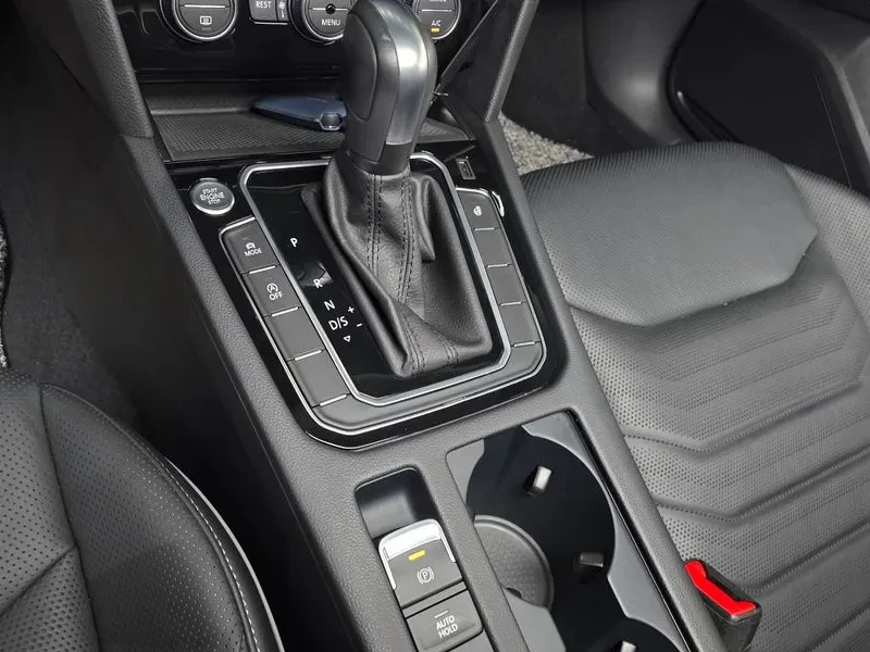 VW Arteon 2.0 TDI PRESTIGE, снимка 9 - Автомобили и джипове - 55389538