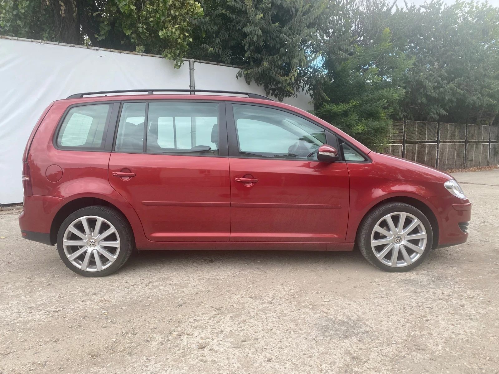 VW Touran 1.9 TDI 105кс 6скорости - изображение 8