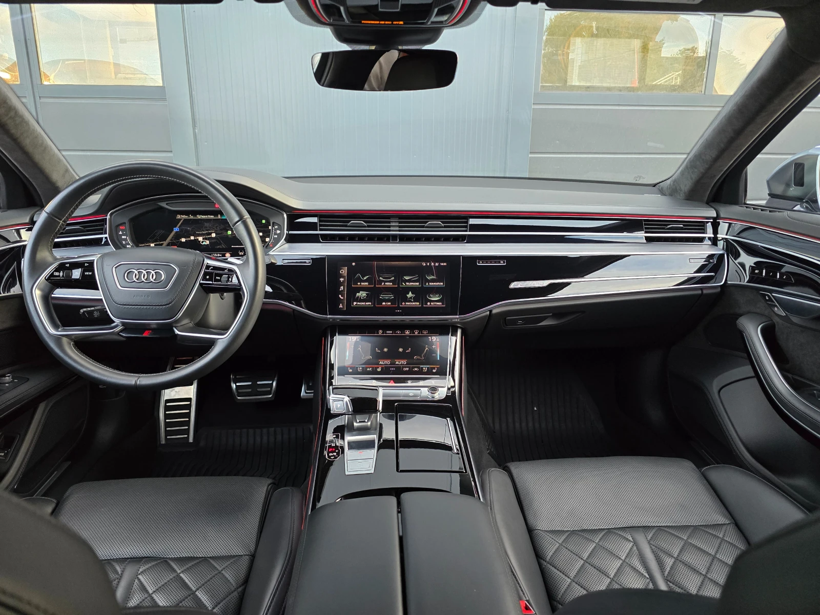 Audi S8 LASER * B&O * 3TV * FULL * BLACK - изображение 9