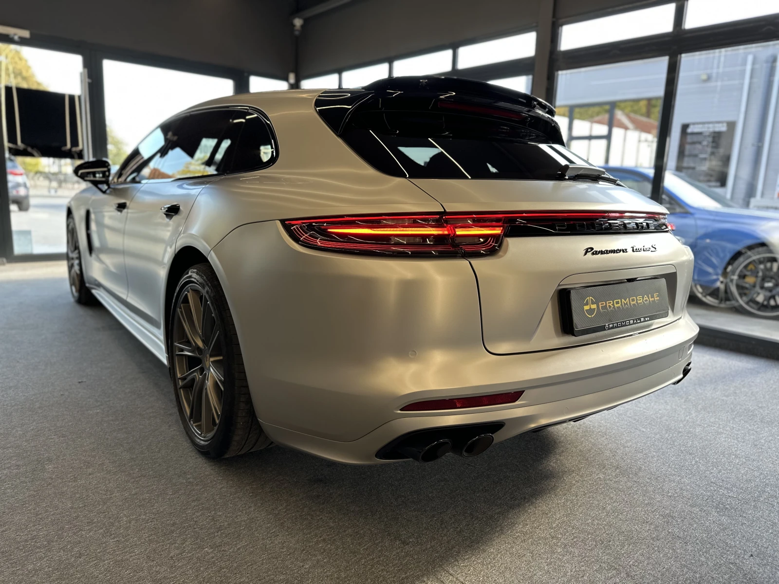 Porsche Panamera Turbo Sport Turismo - изображение 6