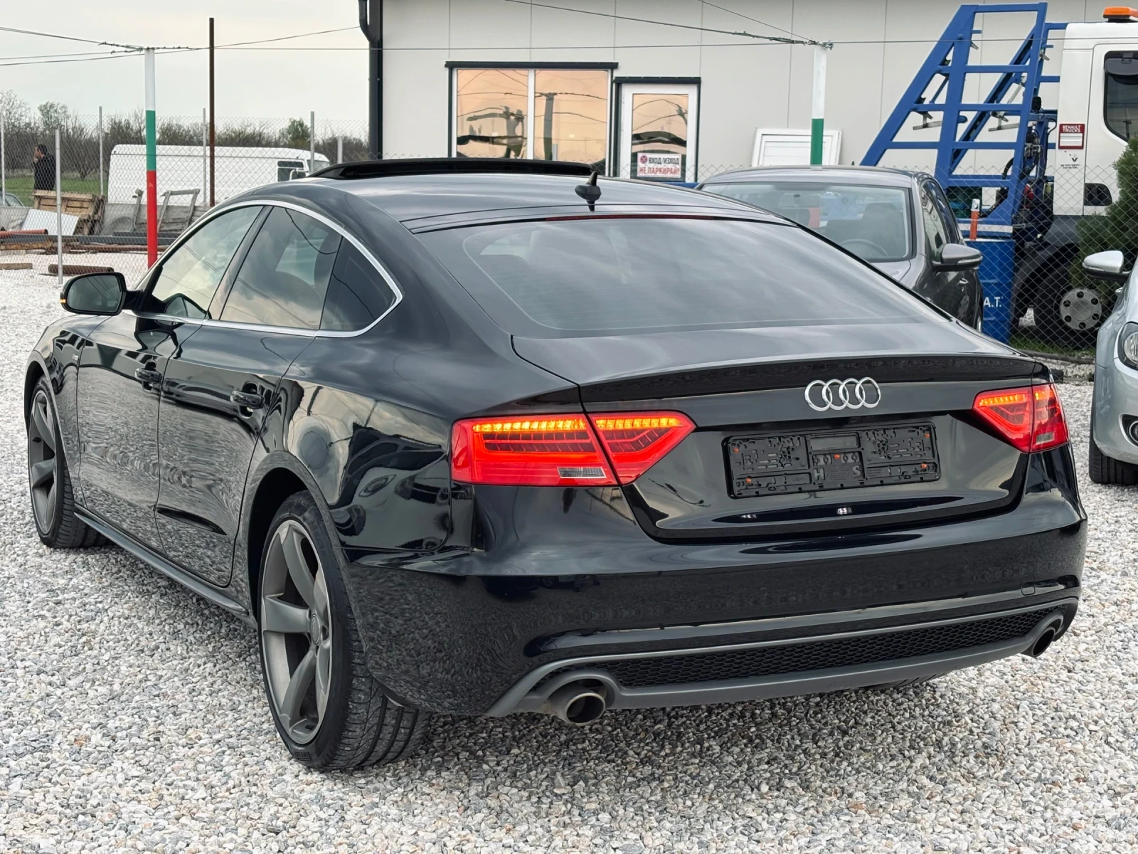 Audi A5 Sline+ SPORTBACK - изображение 4