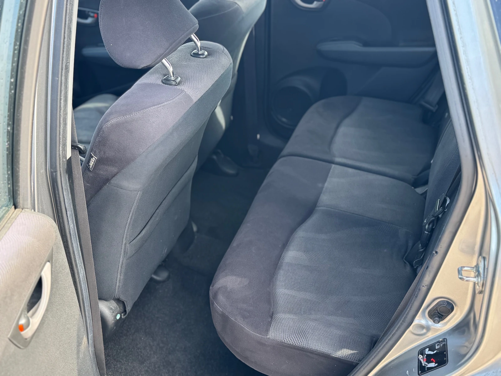 Honda Jazz 1.4 - изображение 5