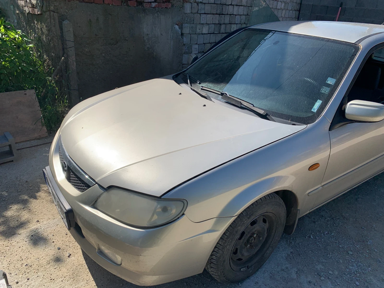 Mazda 323 На части - изображение 2