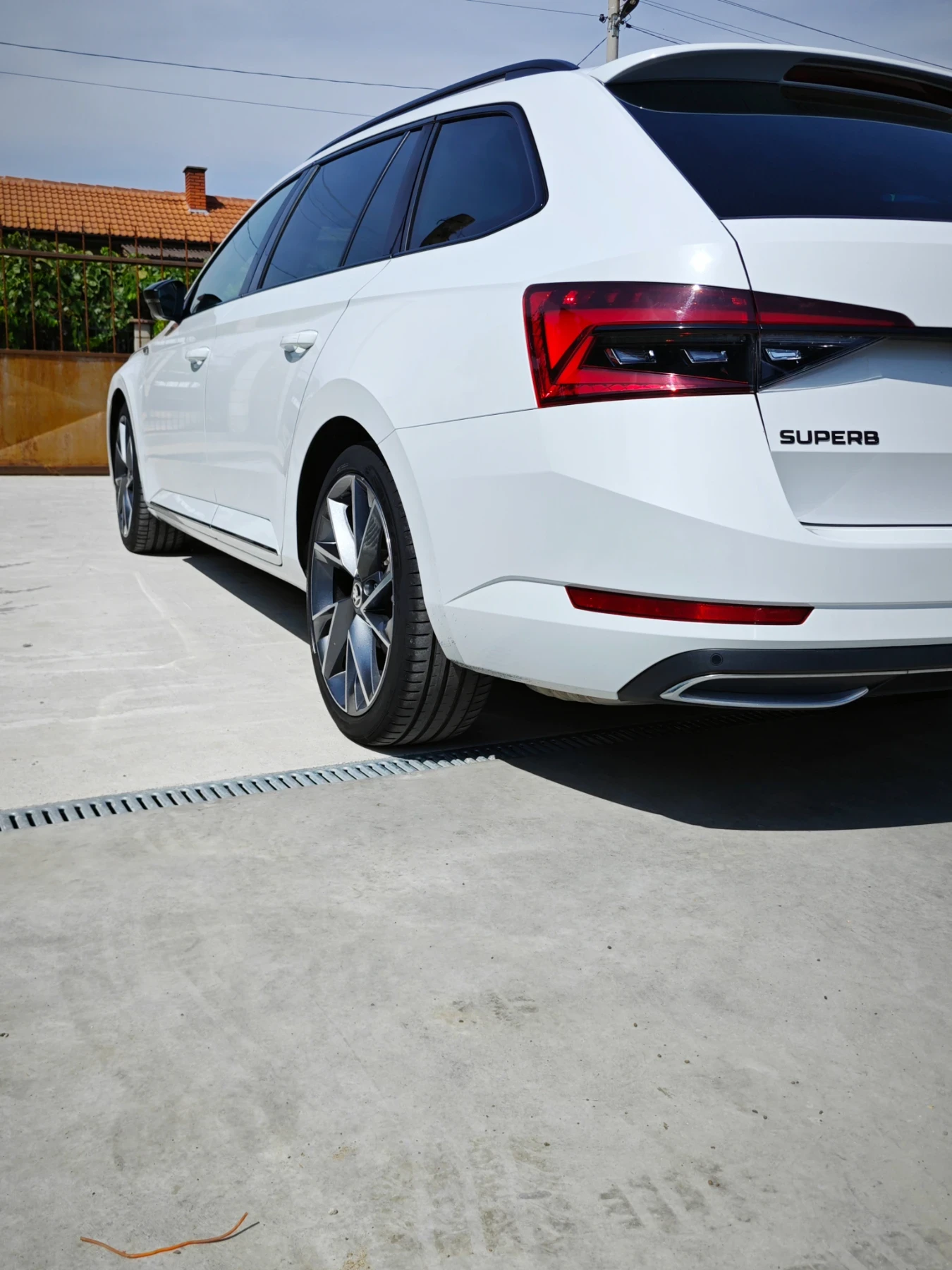 Skoda Superb  - изображение 10