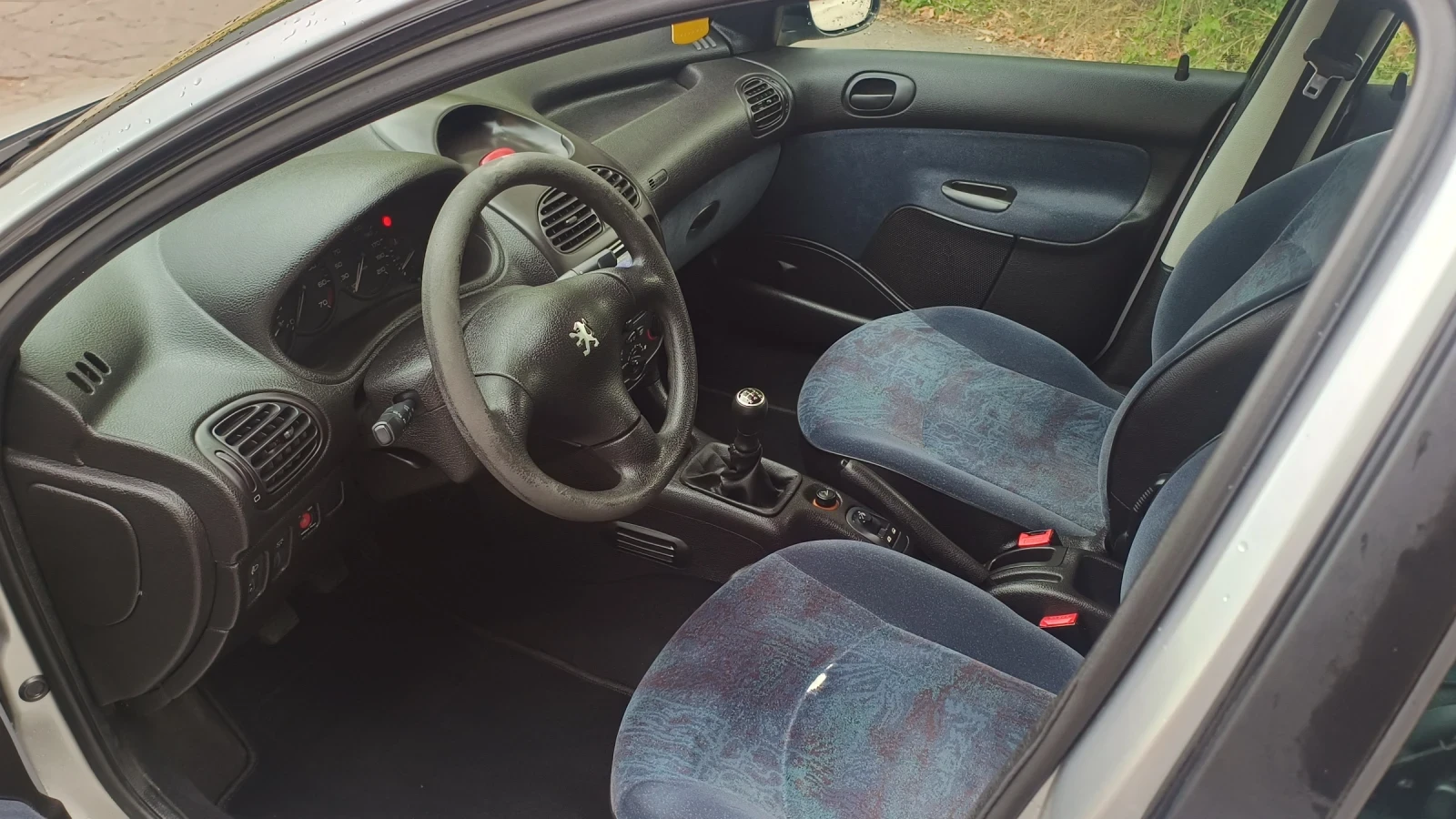 Peugeot 206 1.4 бензин  - изображение 10