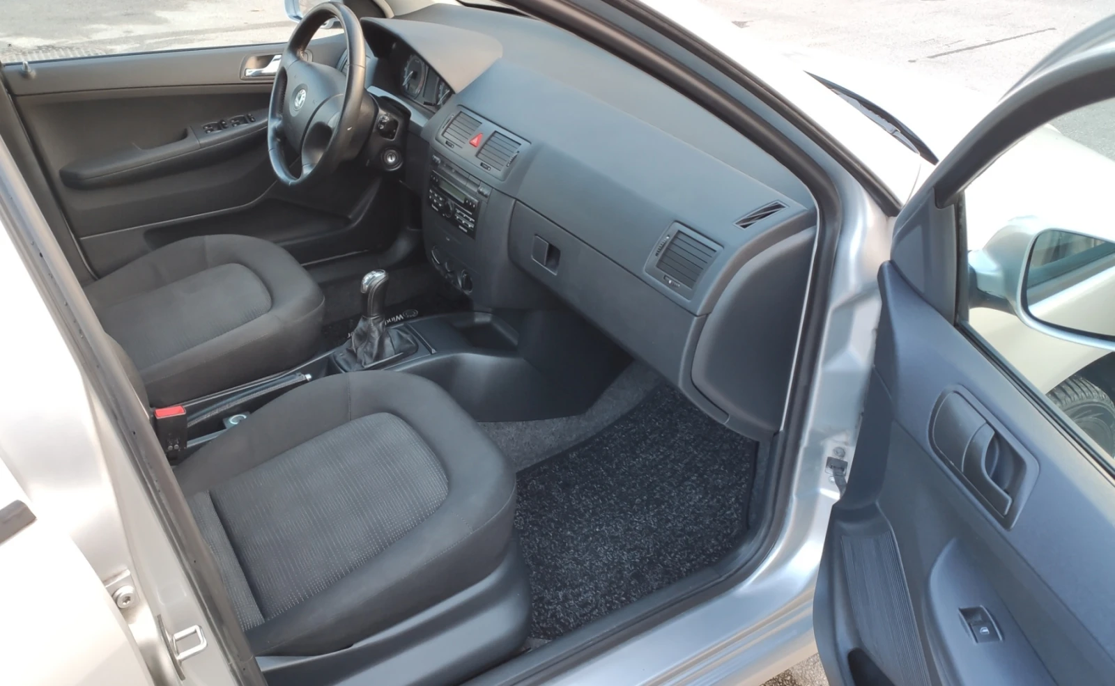 Skoda Fabia Skoda Fabia 1.4TDi facelift | Mobile.bg   9