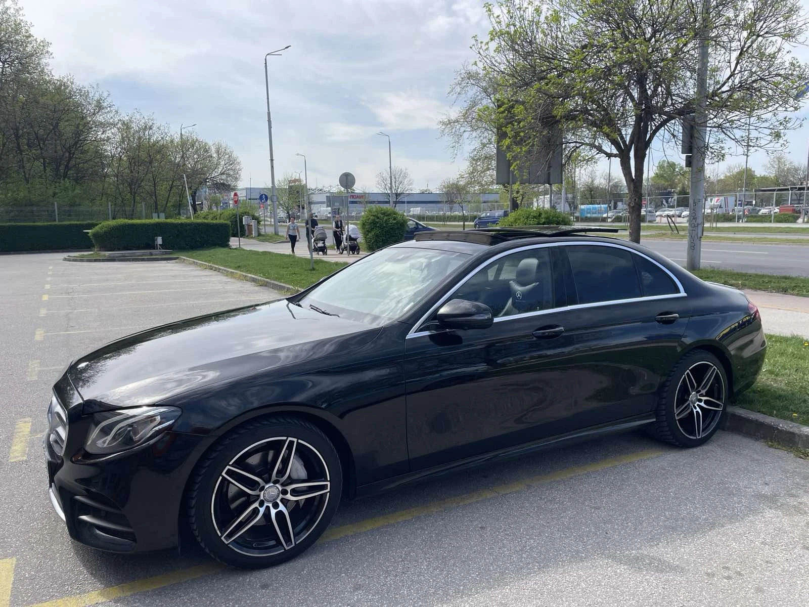 Mercedes-Benz E 220 AMG| ��������| 360 | Mobile.bg � ����������� 1