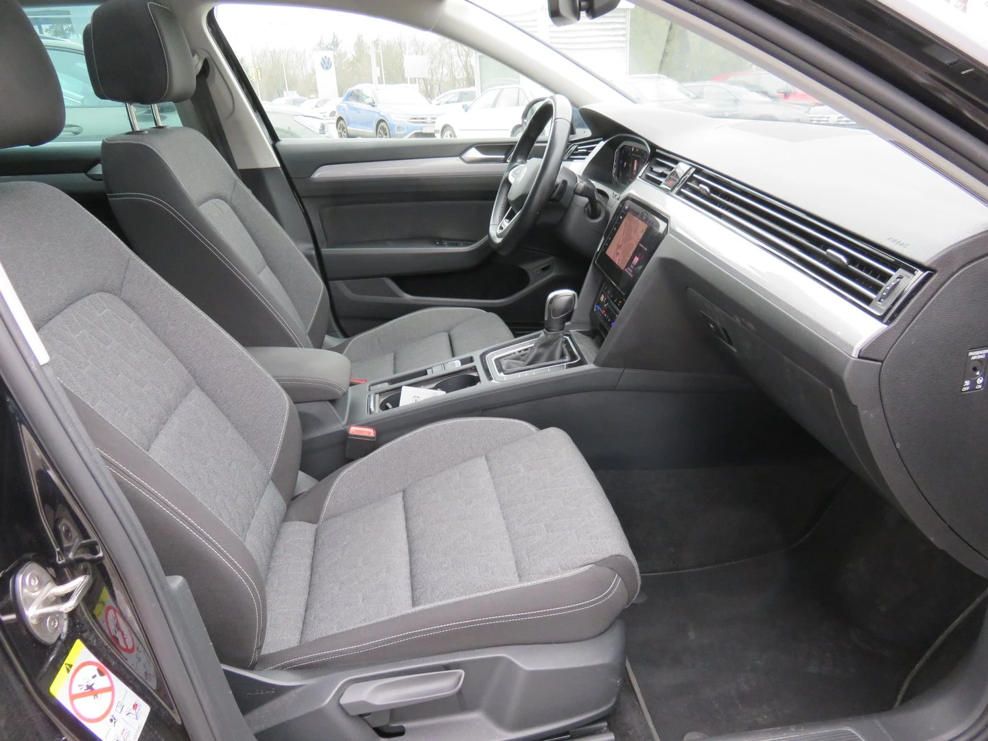 VW Passat VW Passat Var. Business 2.0TDI SCR 4MOT DSG | Mobile.bg � ����������� 5