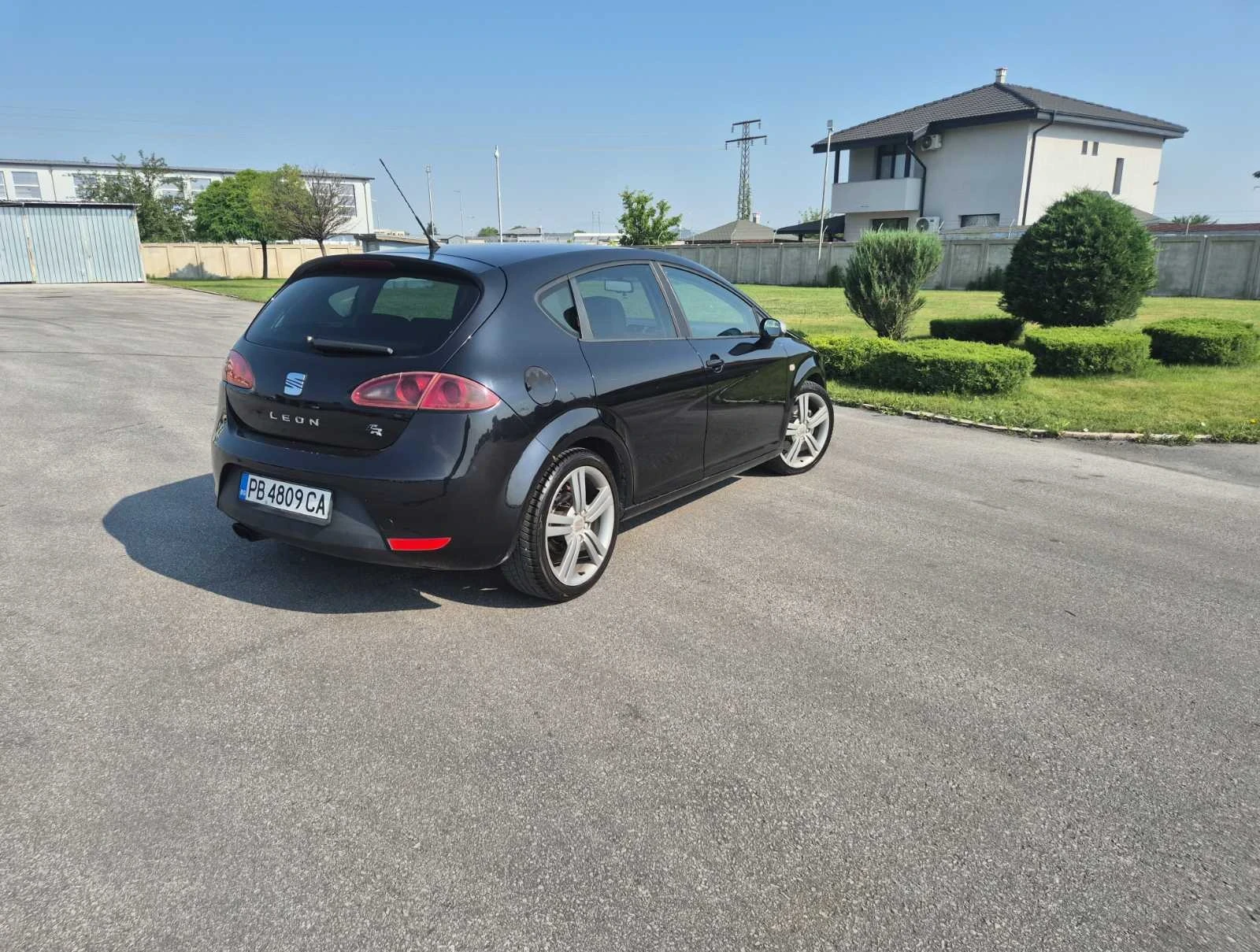 Seat Leon FR  170 к.с. дизел 2007 г., снимка 3 - Автомобили и джипове - 53775138