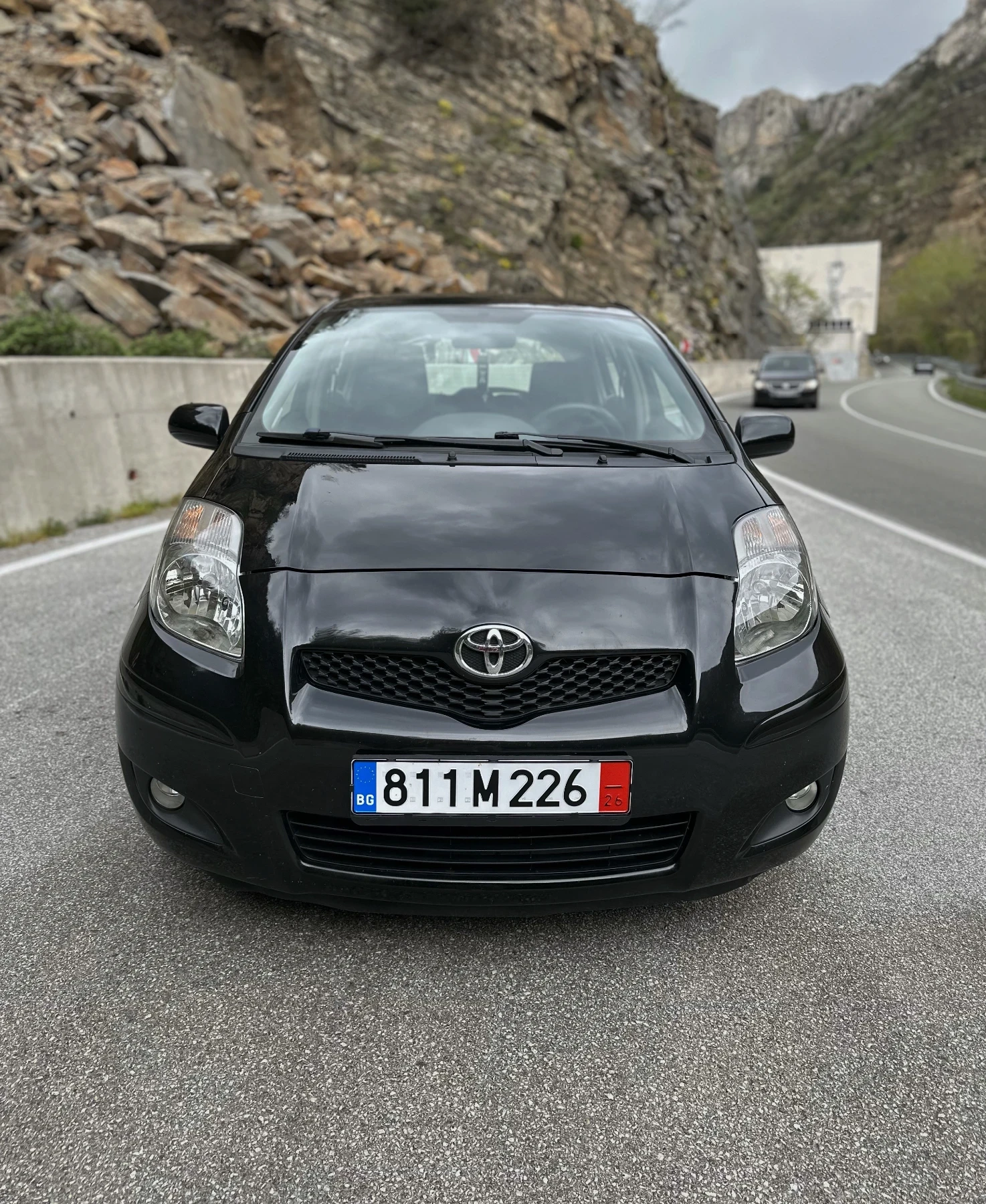 Toyota Yaris 1.33 DUAL VVT-i, снимка 3 - Автомобили и джипове - 53774548