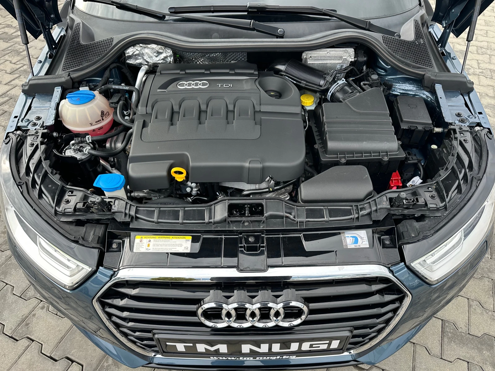 Audi A1 FACE* AVTOMATIK* NAVI* S line* LED* TOP* , снимка 16 - Автомобили и джипове - 53952037