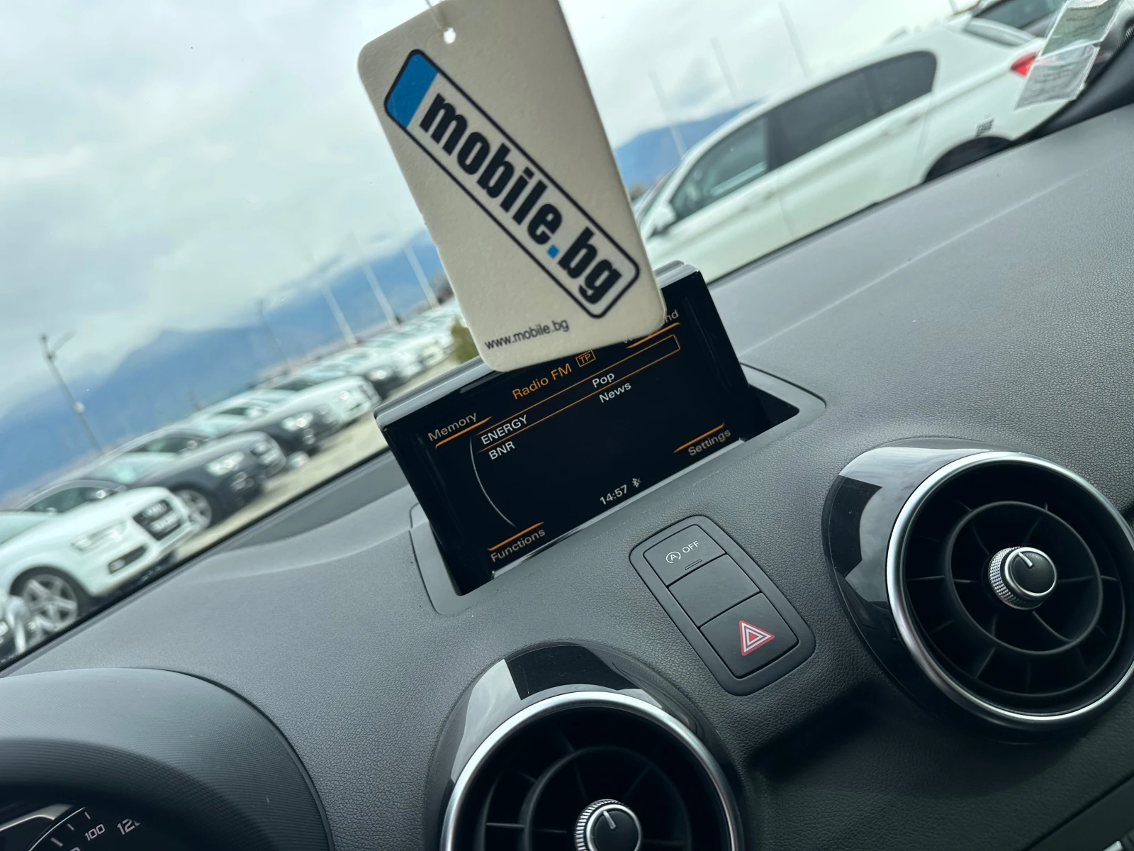 Audi A1 FACE* AVTOMATIK* NAVI* S line* LED* TOP* , снимка 15 - Автомобили и джипове - 53952037