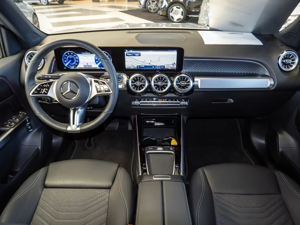 Mercedes-Benz EQB 300 4M PROGRESSIVE ADVANCED LED CAMERA, снимка 3 - Автомобили и джипове - 54028620