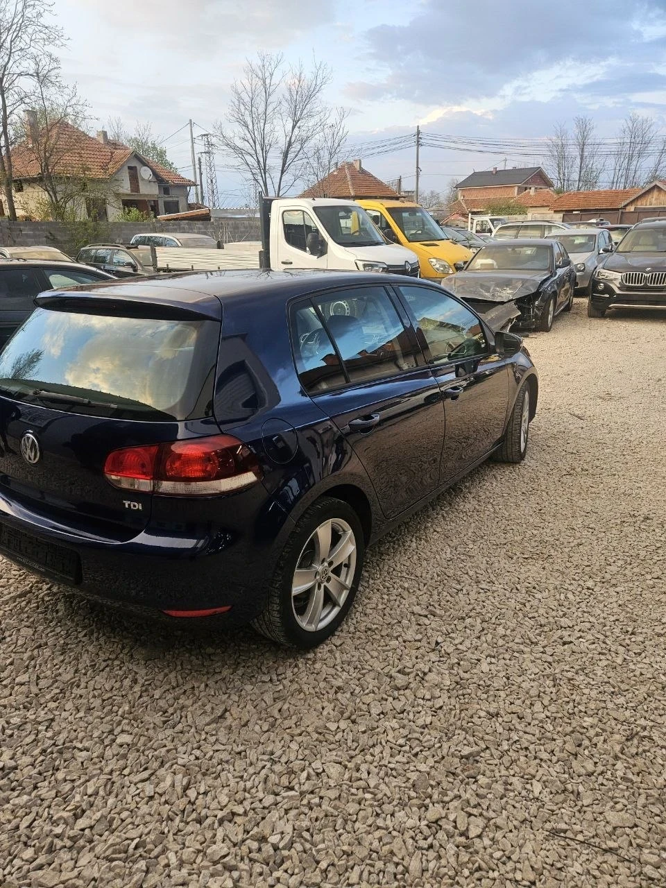 VW Golf 1.6 D, снимка 5 - Автомобили и джипове - 54305430
