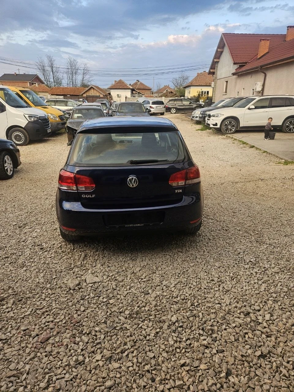 VW Golf 1.6 D, снимка 4 - Автомобили и джипове - 54305430