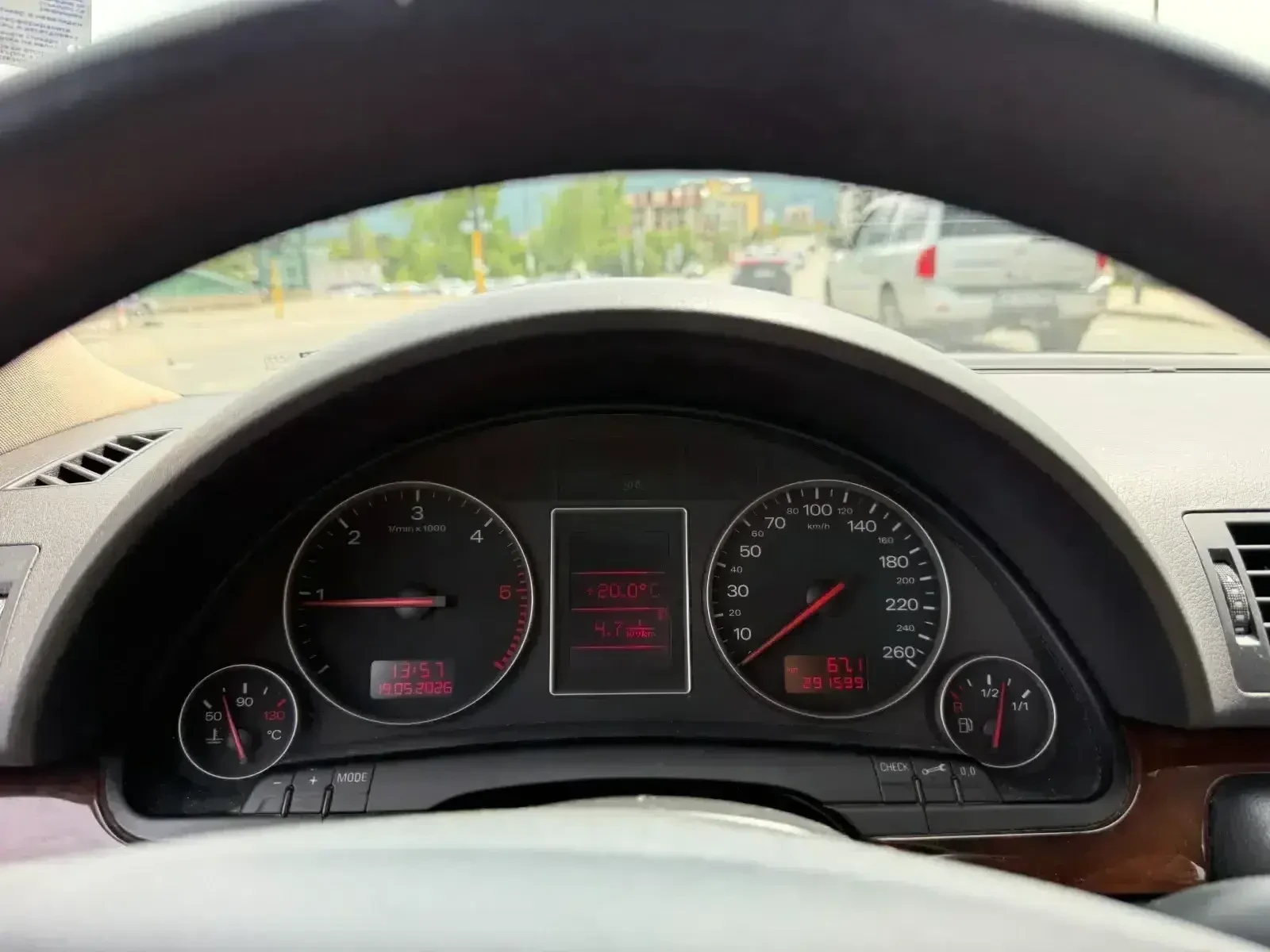 Audi A4, снимка 9 - Автомобили и джипове - 54704686