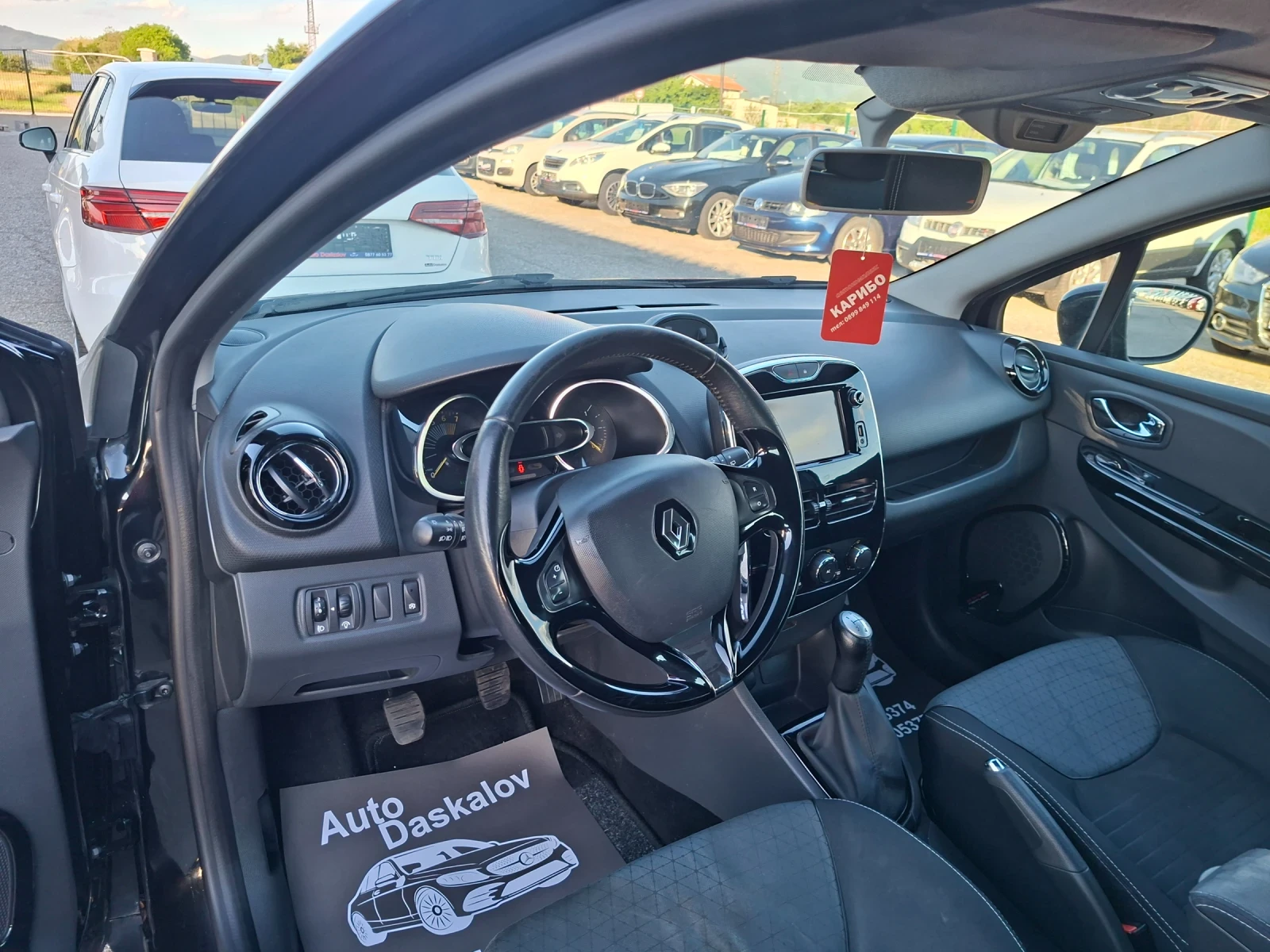 Renault Clio 0.9 tce, снимка 9 - Автомобили и джипове - 54803327