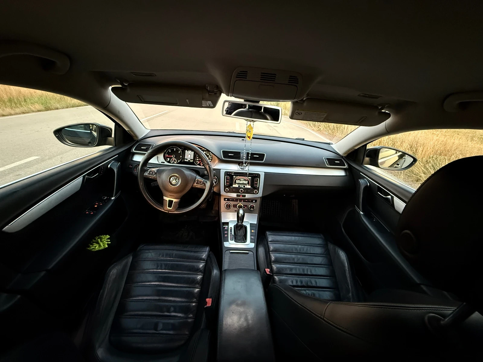 VW Passat * FULL LED* HIGHLINE* 2.0TDI/140HP, снимка 6 - Автомобили и джипове - 54813124