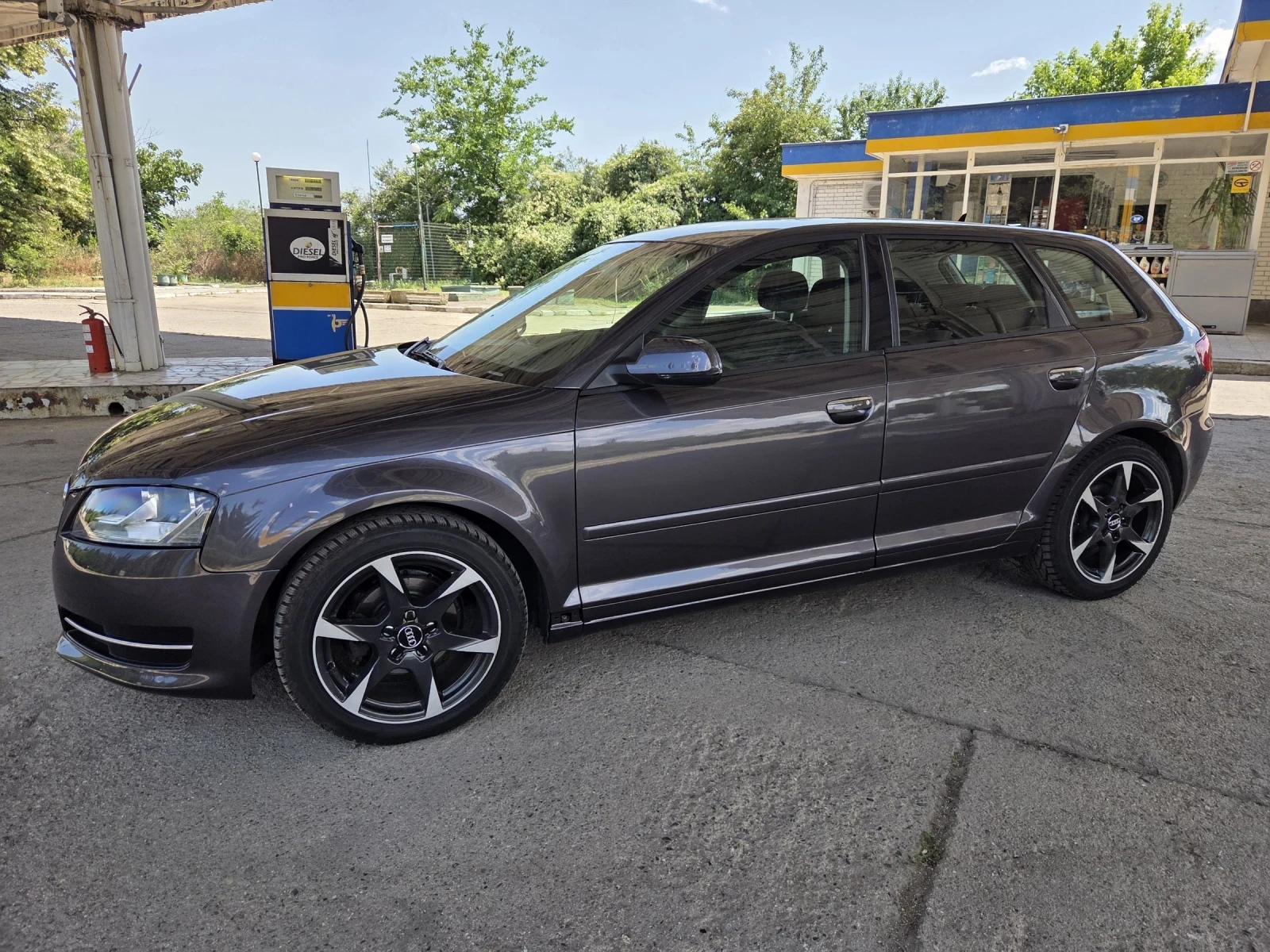 Audi A3 1, 6 tdi 105 hp, снимка 8 - Автомобили и джипове - 54998583