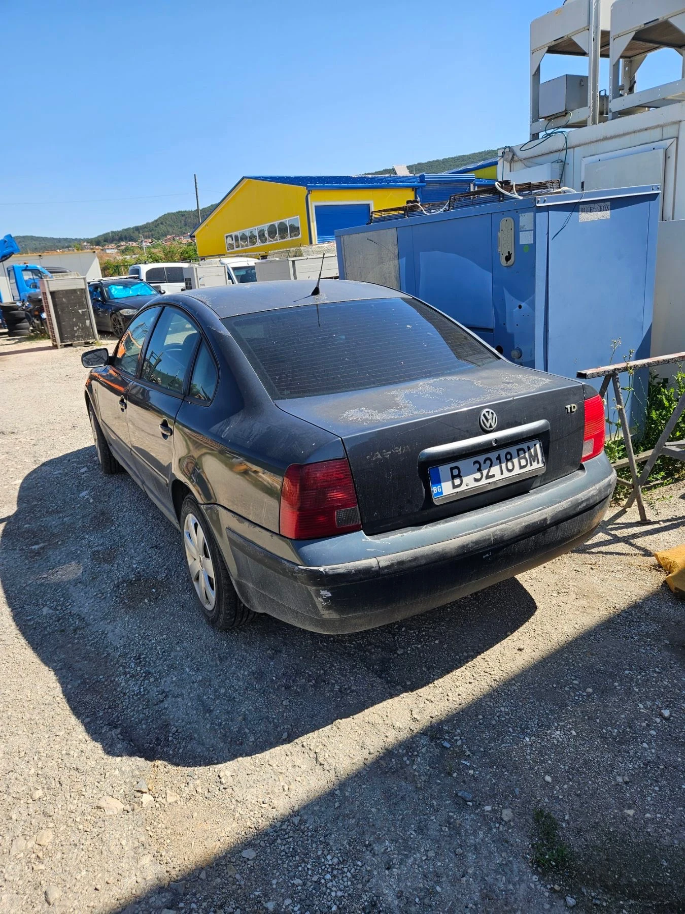 VW Passat 1.9, снимка 4 - Автомобили и джипове - 55010247