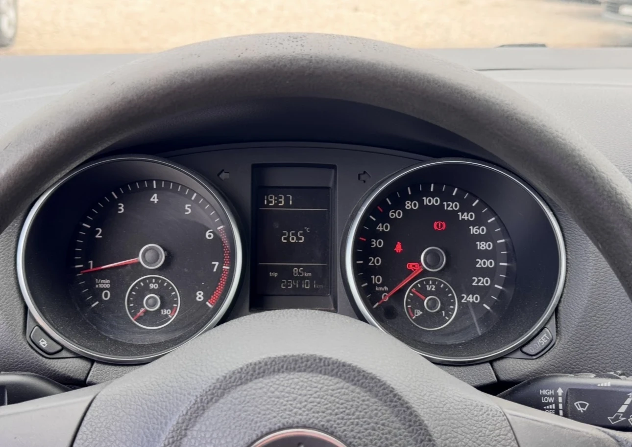VW Golf 1.6i / ГАЗ !, снимка 7 - Автомобили и джипове - 55193899
