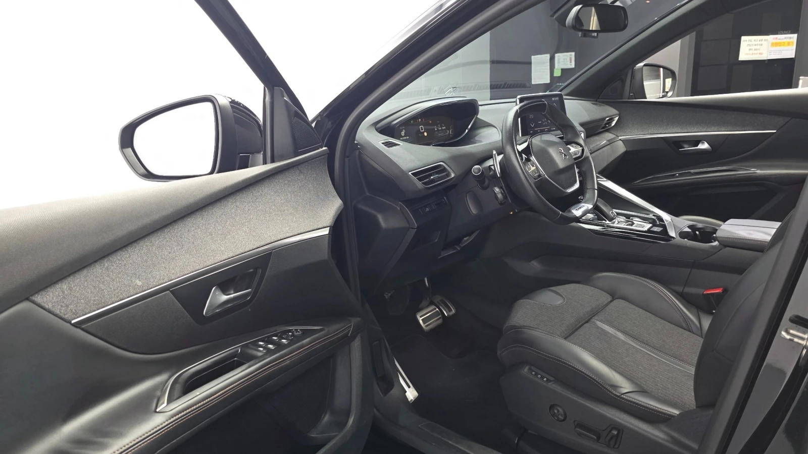 Peugeot 5008 1.6 BlueHDi GT Line, снимка 11 - Автомобили и джипове - 55468265