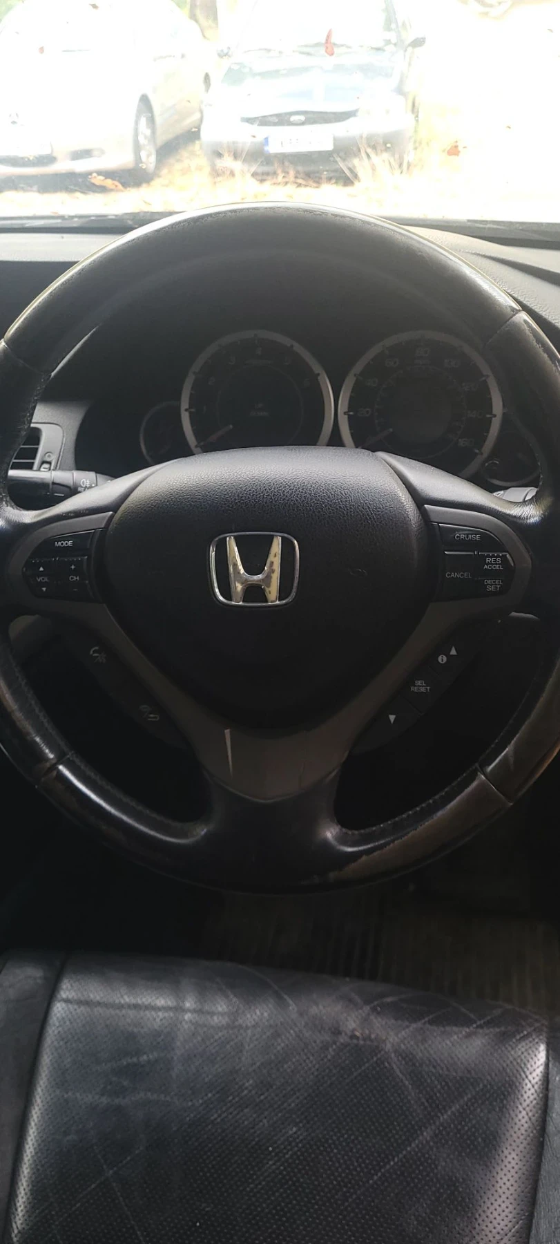 Honda Accord 2.2 i-DTEC, снимка 5 - Автомобили и джипове - 56612314