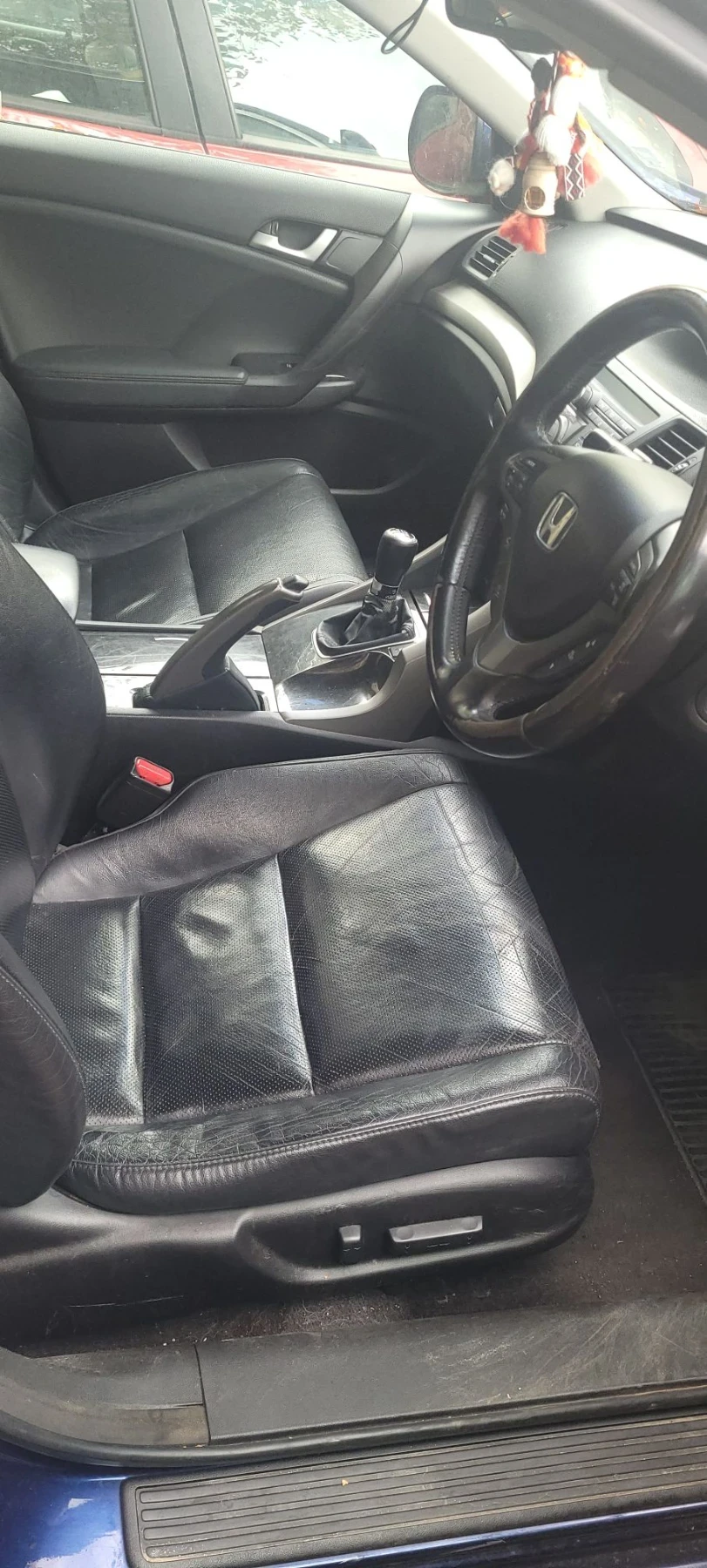 Honda Accord 2.2 i-DTEC, снимка 6 - Автомобили и джипове - 56612314