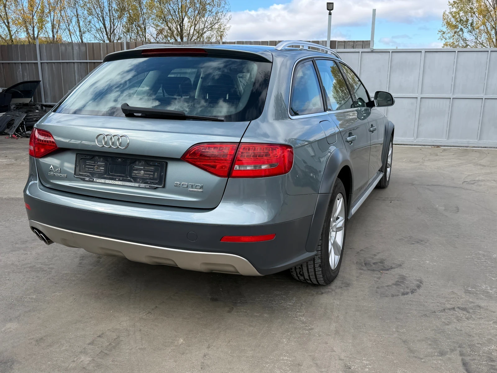 Audi A4 Allroad 2.0TDI , снимка 3 - Автомобили и джипове - 56638613