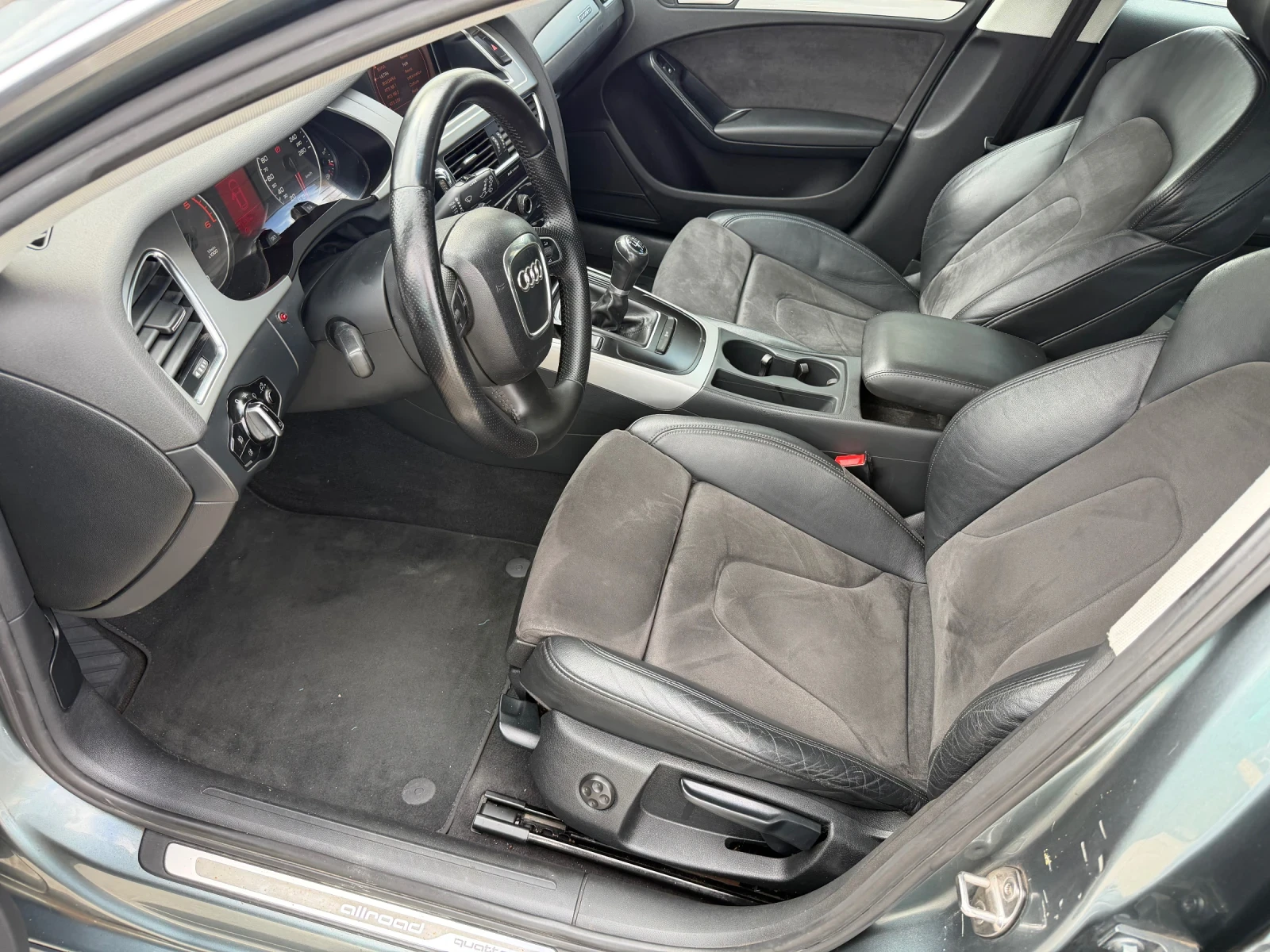 Audi A4 Allroad 2.0TDI , снимка 11 - Автомобили и джипове - 56638613