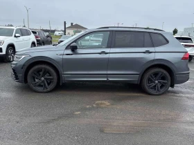 VW Tiguan Comfortline R Line Black Edition | CARFAX, снимка 6
