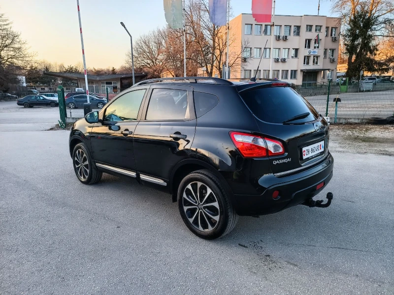 Nissan Qashqai 2.0i-141кс-ШВЕЙЦАРИЯ-РЪЧКА-6ск-4х4-FACELIFT, снимка 5 - Автомобили и джипове - 48923234