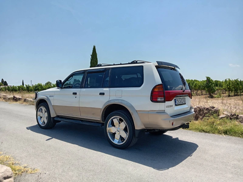 Mitsubishi Pajero sport AUTOMATIC ВНОС ОТ GREECE, снимка 3 - Автомобили и джипове - 50940225