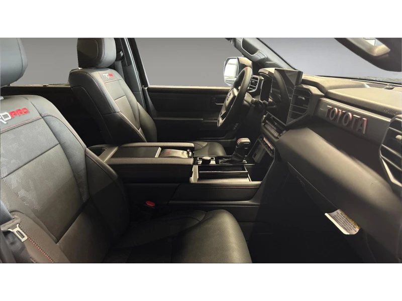 Toyota Sequoia Гаранция! TRD PRO, PANO, Месечна вноска от 2400 лв, снимка 6 - Автомобили и джипове - 52201458